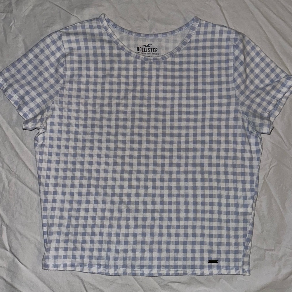 Hollister Gingham Baby Tee in blue and white (size: L)